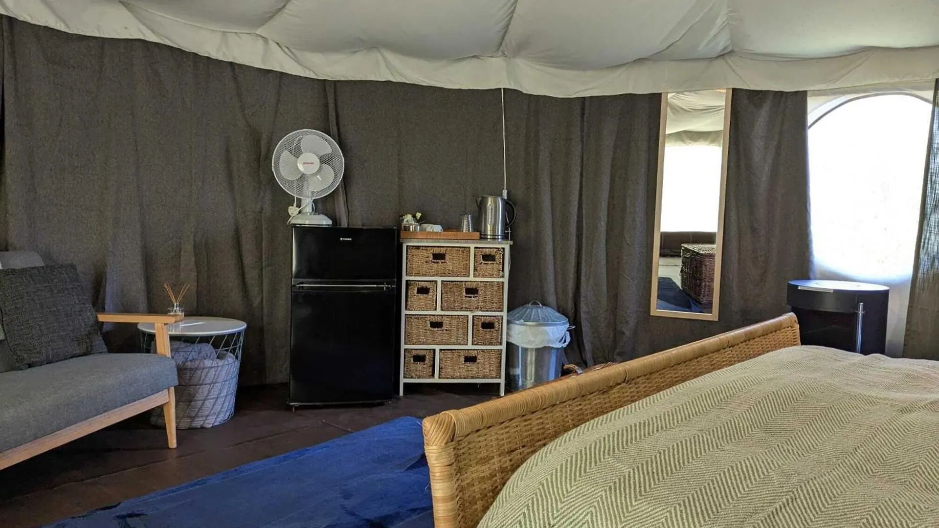 The Little Hide - Adult Only Camping Pods Wigginton Apartman