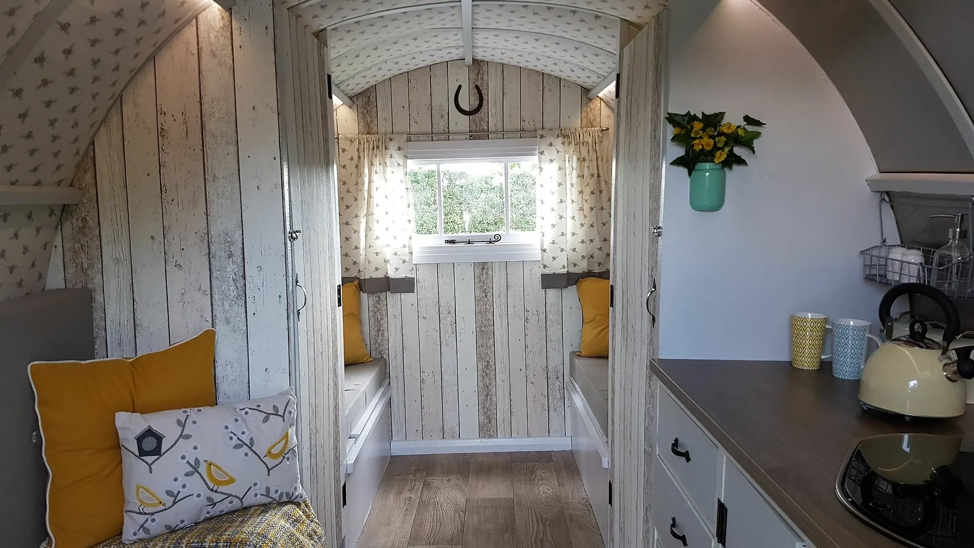 Apartman The Little Hide - Adult Only Camping Pods Wigginton