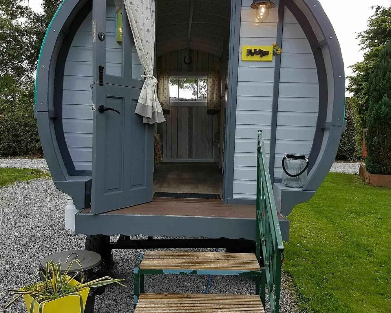 The Little Hide - Adult Only Camping Pods Wigginton Apartman